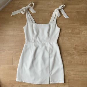 Lulu’s white mini tie strap dress size S [WORN ONCE]